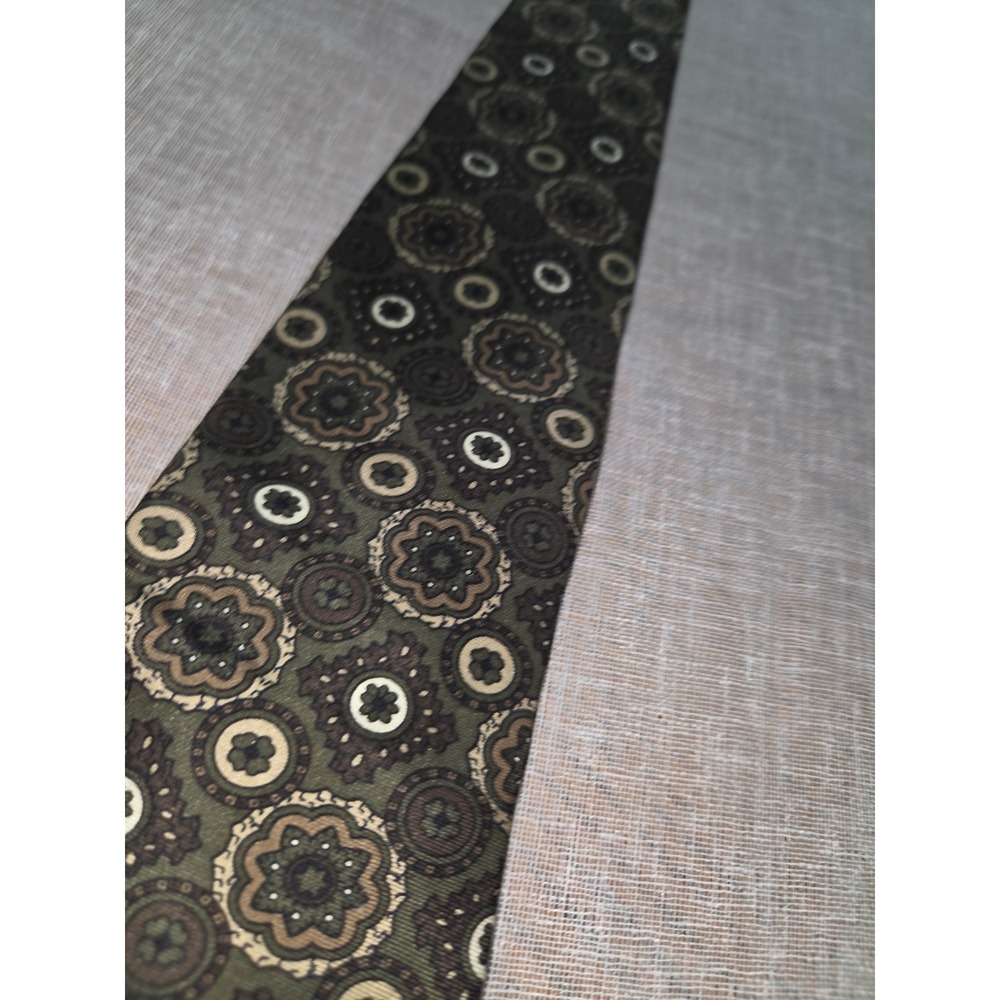 Gap Mens Silk Necktie Olive Green Brown Medallion Geometric Pattern Made in USA - Picture 4 of 6